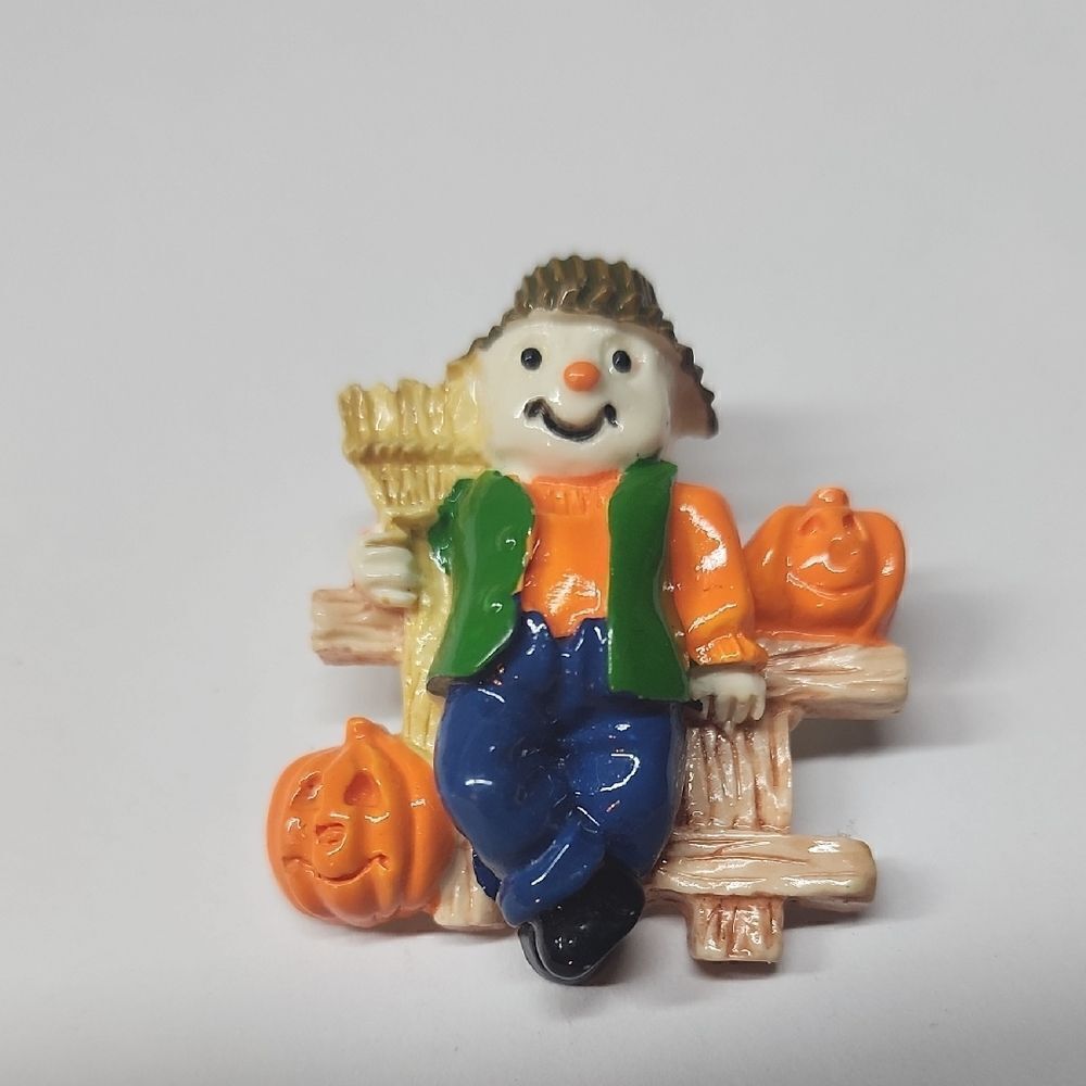 Festive Scarecrow Farmer Autumn Fall Pumpkins Halloween Brooch